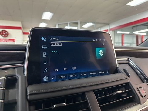 Used 2024 Chevrolet Tahoe LT image 21