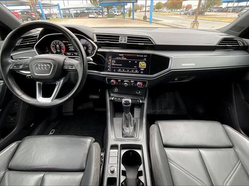 Used 2022 Audi Q3 2.0T Premium Plus w/ Premium Plus Package image 15