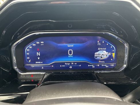 Used 2023 Chevrolet Silverado 1500 LT image 24