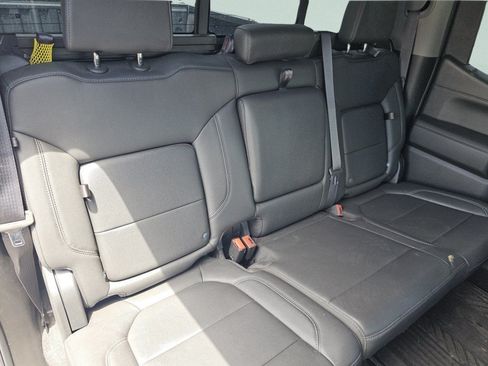 Used 2021 Chevrolet Silverado 1500 LT Trail Boss w/ Convenience Package II AWD/4WD image 29