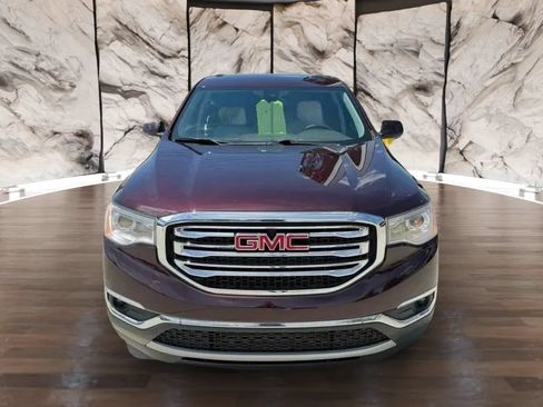 Used 2017 GMC Acadia SLT AWD/4WD image 4