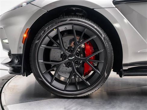 New 2026 Aston Martin DBX 707 AWD/4WD image 4