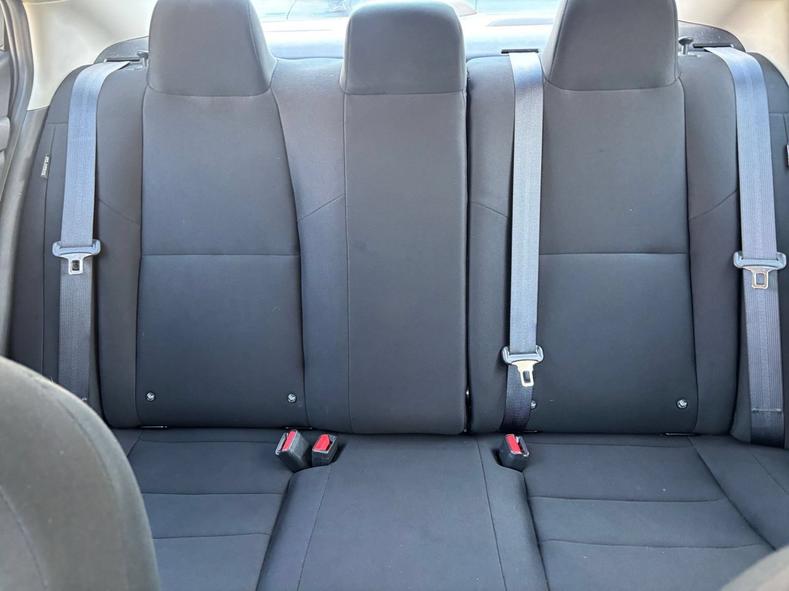 Used 2025 Nissan Sentra S FWD image 35