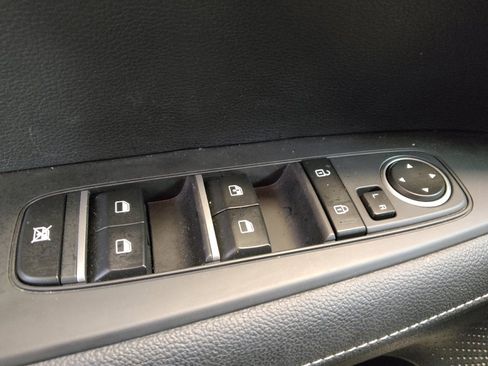 Used 2023 Kia Forte GT-Line w/ GT-Line Premium Package FWD image 27