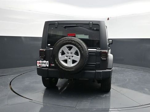 Used 2017 Jeep Wrangler Unlimited Sport w/ Quick Order Package 24S AWD/4WD image 7