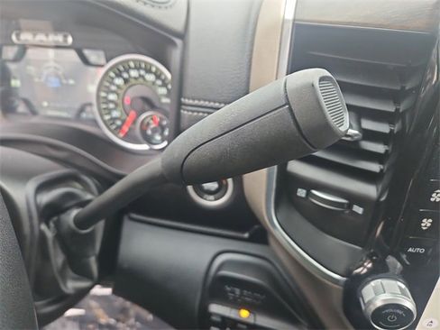 Used 2024 RAM 2500 Laramie image 16