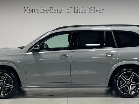 Used 2026 Mercedes-Benz GLS 450 4MATIC image 2