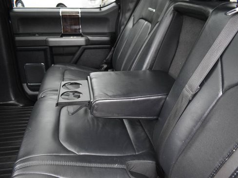 Used 2017 Ford F150 Platinum w/ Equipment Group 701A Luxury AWD/4WD image 11
