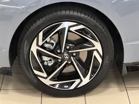 New 2025 Hyundai Sonata SEL FWD image 25