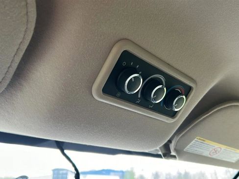 Used 2018 Chevrolet Express 3500 LT w/ LT Preferred Equipment Group image 32