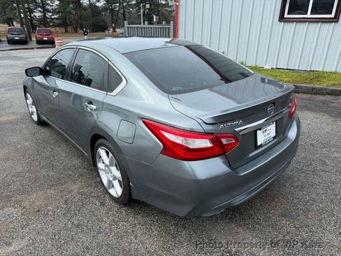 Used 2016 Nissan Altima 2.5 SR image 7