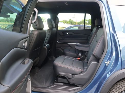 Used 2026 Chevrolet Traverse Z71 AWD/4WD image 18