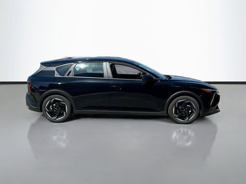 New 2026 Kia K4 EX FWD image 8