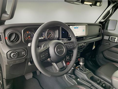 New 2025 Jeep Wrangler Rubicon image 29