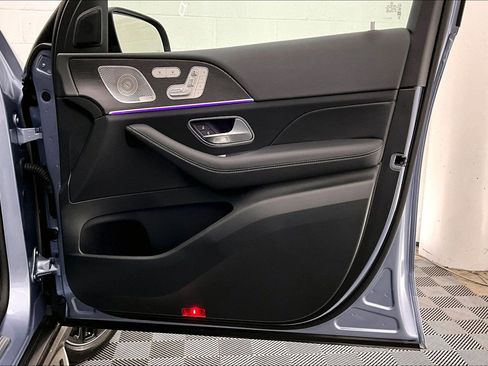 Used 2026 Mercedes-Benz GLS 450 4MATIC image 23