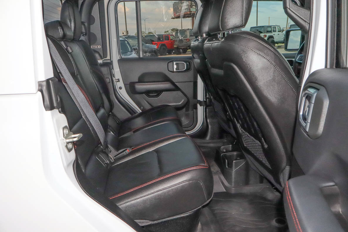 Used 2023 Jeep Gladiator Rubicon AWD/4WD image 30