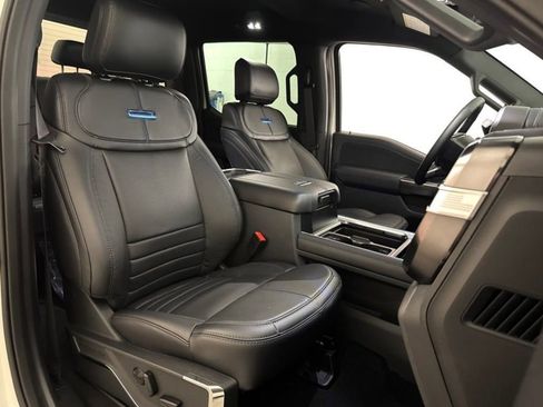 New 2026 Ford F450 Platinum w/ FX4 Off-Road Package image 31