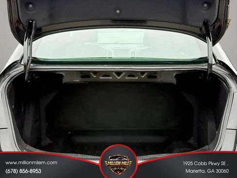 Used 2018 Chevrolet Cruze LS FWD image 26