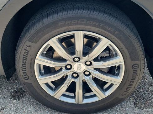 Used 2021 Cadillac XT4 Premium Luxury w/ Driver Awareness Package FWD image 12