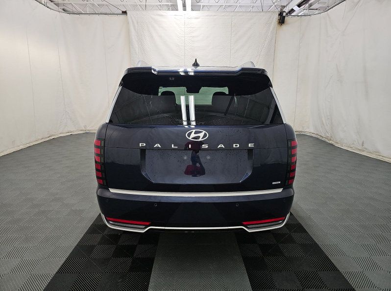 Certified 2026 Hyundai Palisade Calligraphy AWD/4WD image 5