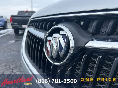 Used 2019 Buick Encore Preferred image 10