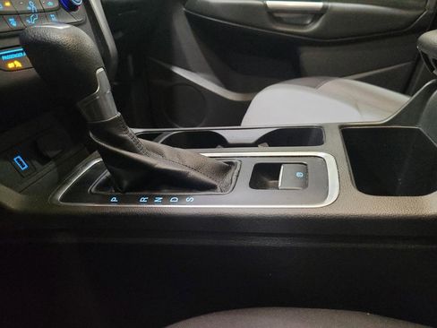 Used 2017 Ford Escape SE AWD/4WD image 26