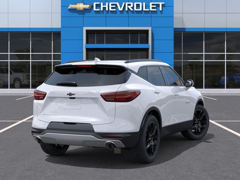 New 2026 Chevrolet Blazer LT w/ Sound & Technology Package AWD/4WD image 36