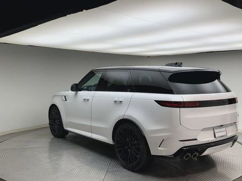 New 2026 Land Rover Range Rover Sport SV image 4