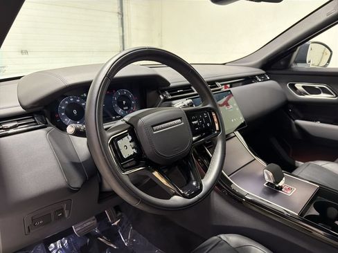 Used 2026 Land Rover Range Rover Velar Dynamic SE AWD/4WD image 9