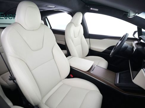 Used 2023 Tesla Model X AWD/4WD image 23