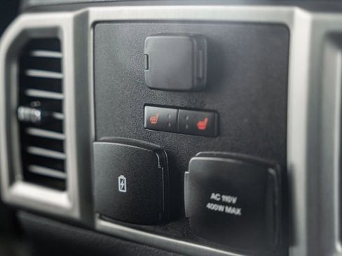 Used 2022 Ford F350 Platinum w/ Tremor Off-Road Package image 43