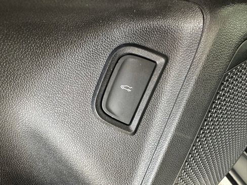 Certified 2024 Chevrolet Blazer EV RS image 29