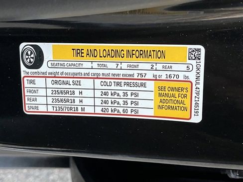 Used 2023 GMC Acadia SLT image 21