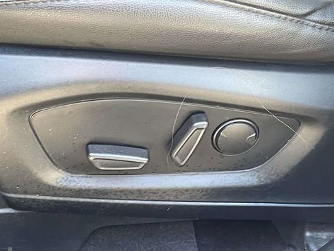 Certified 2021 Ford Explorer XLT w/ Equipment Group 202A RWD image 18