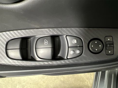 New 2025 Nissan Sentra S image 15