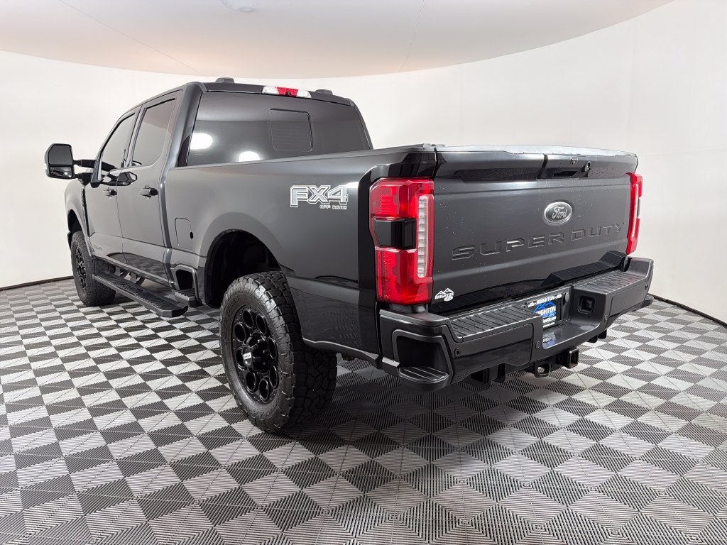 Used 2024 Ford F250 Lariat w/ Lariat Ultimate Package AWD/4WD image 5