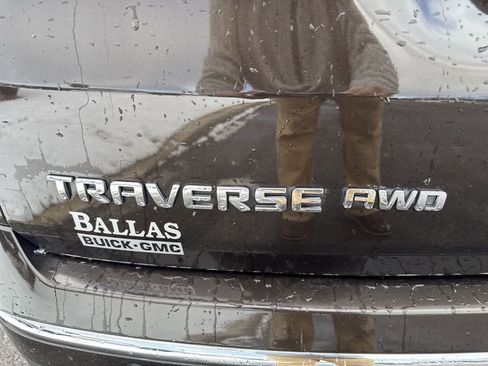 Certified 2018 Chevrolet Traverse High Country image 32