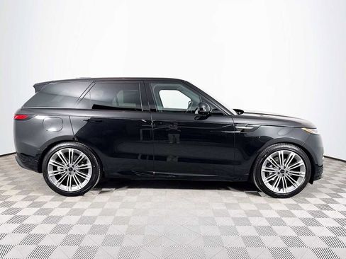 New 2026 Land Rover Range Rover Sport Dynamic SE AWD/4WD image 4