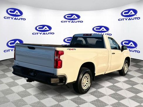 Used 2022 Chevrolet Silverado 1500 W/T w/ WT Value Package AWD/4WD image 3