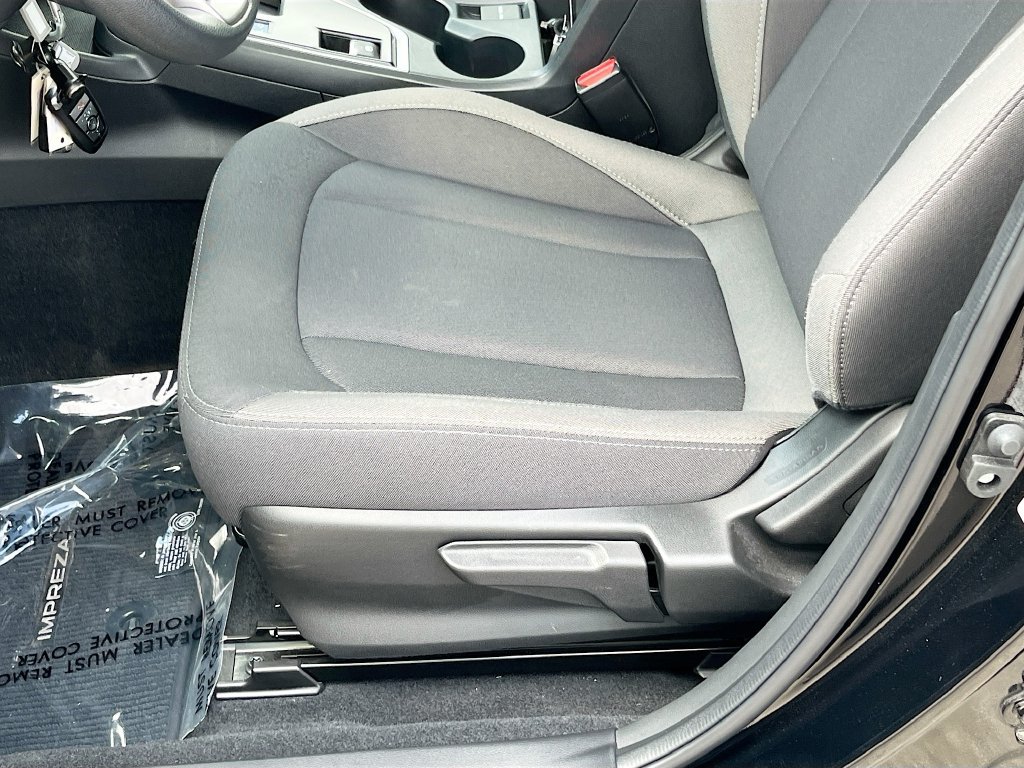 Used 2025 Subaru Impreza 2.0i AWD/4WD image 18