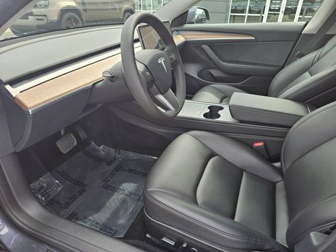 Used 2023 Tesla Model 3 Standard Range RWD image 11