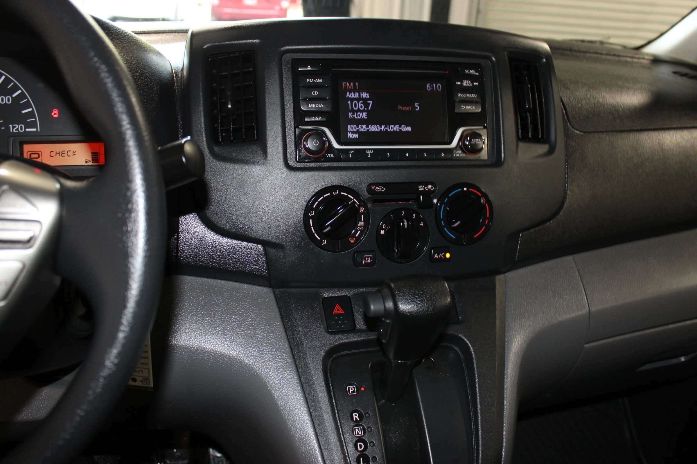 Used 2019 Nissan NV200 SV FWD image 12