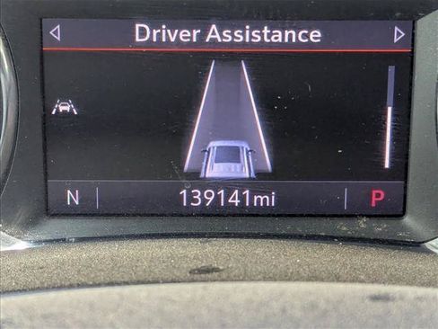 Used 2020 GMC Terrain SLT AWD/4WD image 10