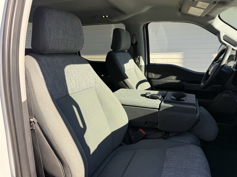 Used 2024 Ford F250 XLT w/ Black Appearance Package AWD/4WD image 26