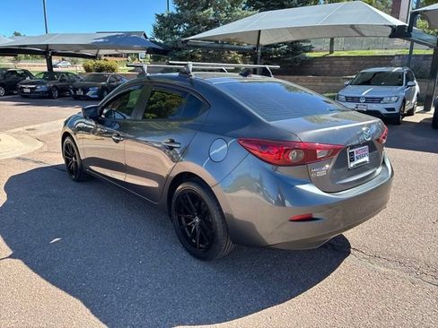Used 2018 MAZDA MAZDA3 Sport FWD image 5