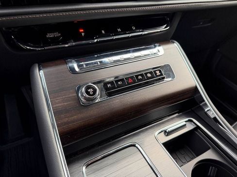 New 2026 Lincoln Aviator Reserve w/ Illumination Package image 40