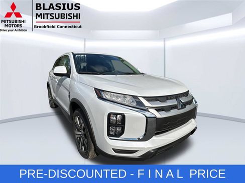 Used 2025 Mitsubishi Outlander Sport ES AWD/4WD image 6