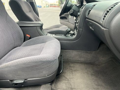 Used 2000 Dodge Intrepid image 37