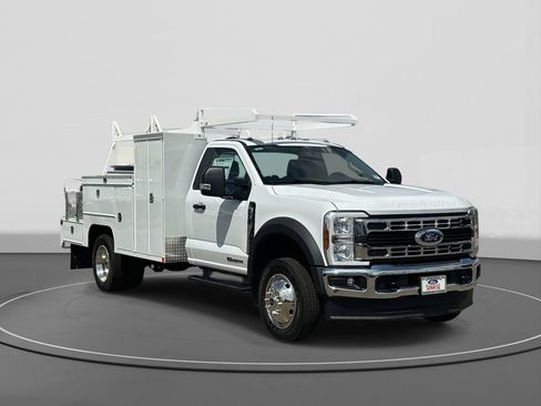 New 2025 Ford F550 2WD Regular Cab Super Duty image 4