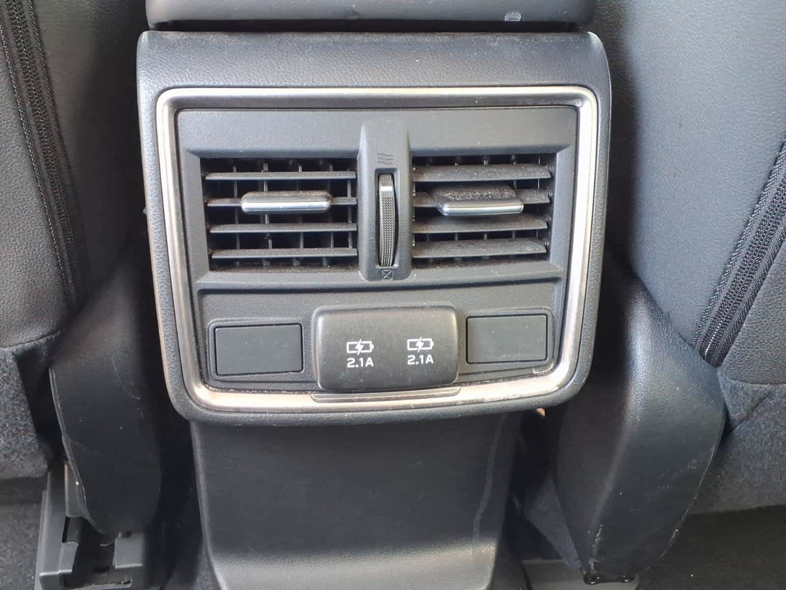 Used 2024 Subaru Forester Premium AWD/4WD image 24